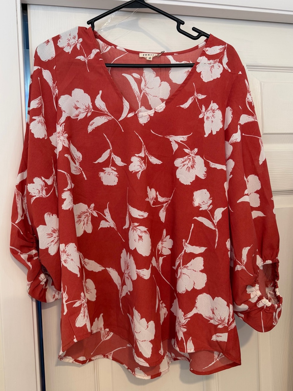 JODIFL Red & White Floral V-Neck Peasant Blouse